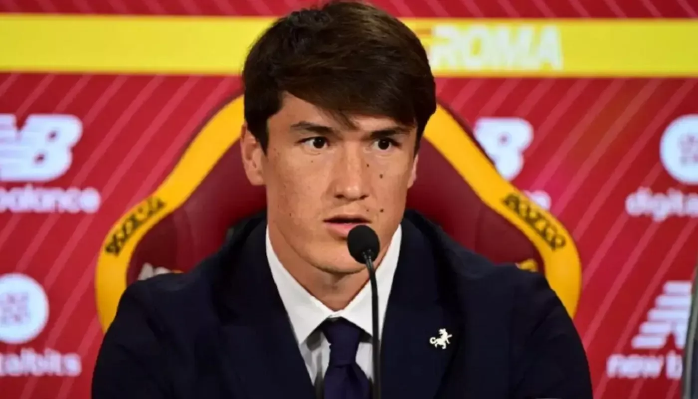 Eldor Shomurodov aprel oyida “Roma”ning eng yaxshi futbolchisi deb topildi